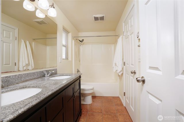 3709 S Park Avenue, Tacoma, WA 98418