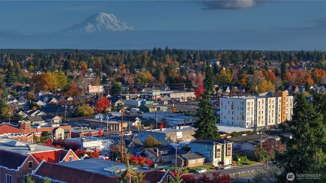 3709 S Park Avenue, Tacoma, WA 98418