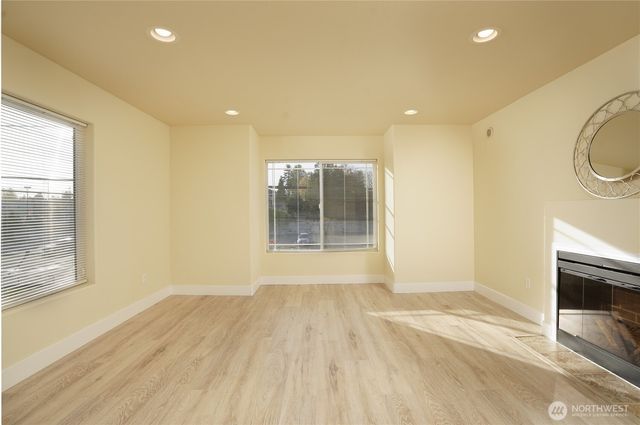 3709 S Park Avenue, Tacoma, WA 98418