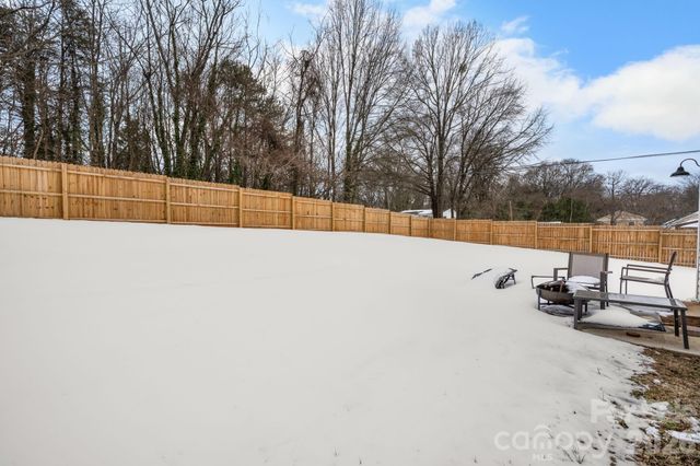 1379 Melviney Street, Statesville, NC 28677