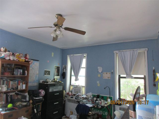 40-05 Ithaca Street 4M, Elmhurst, NY 11373