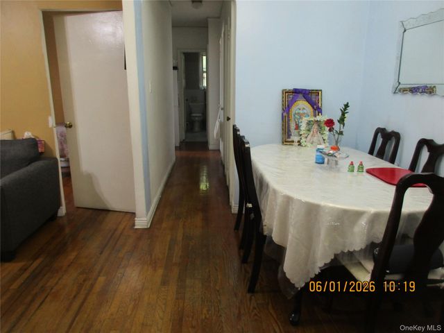 40-05 Ithaca Street 4M, Elmhurst, NY 11373