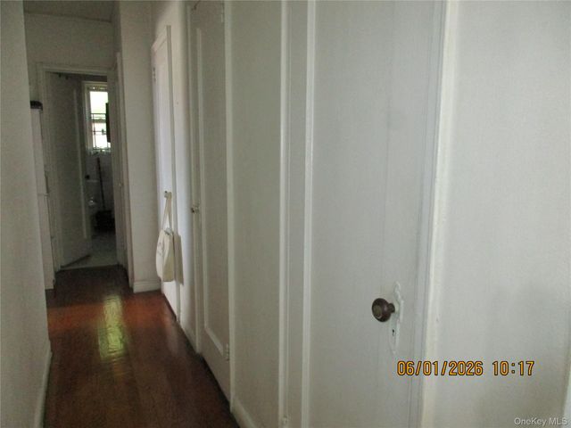40-05 Ithaca Street 4M, Elmhurst, NY 11373