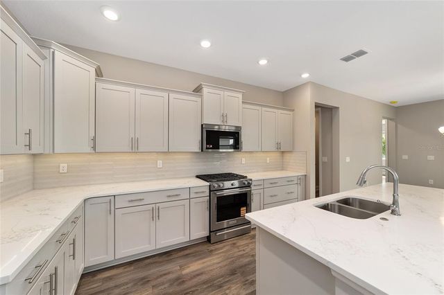 9865 SW 105TH COURT, Ocala, FL 34481