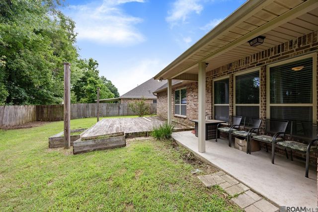 3344 Orleans Quarters Dr, Brusly, LA 70719