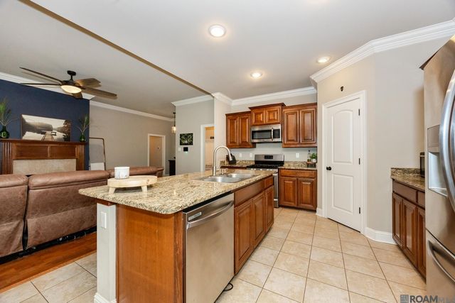 3344 Orleans Quarters Dr, Brusly, LA 70719