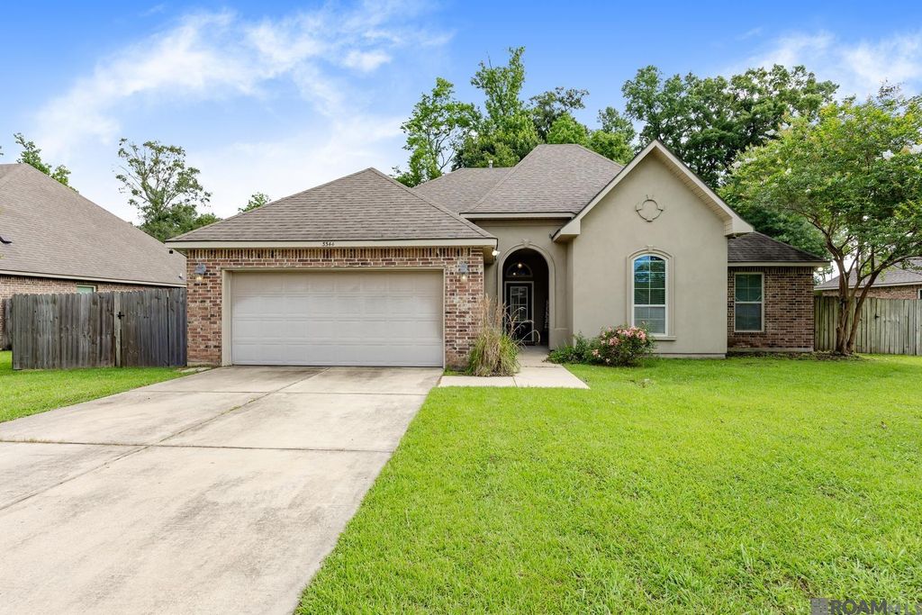 3344 Orleans Quarters Dr, Brusly, LA 70719