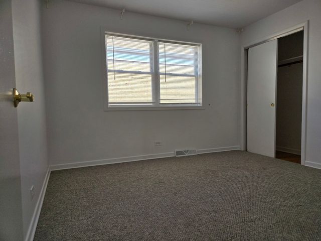 6039 N Artesian Avenue 2, Chicago, IL 60659