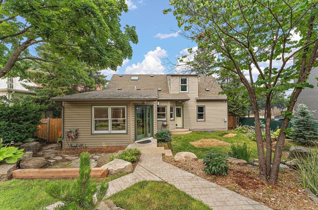 1017 Thomas Avenue S, Minneapolis, MN 55405