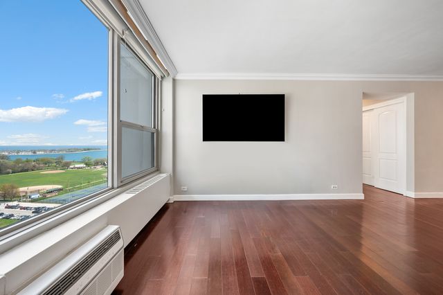 3600 N Lake Shore Drive 1608, Chicago, IL 60613
