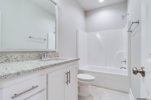 36268 Belle Parc Ave, Geismar, LA 70734