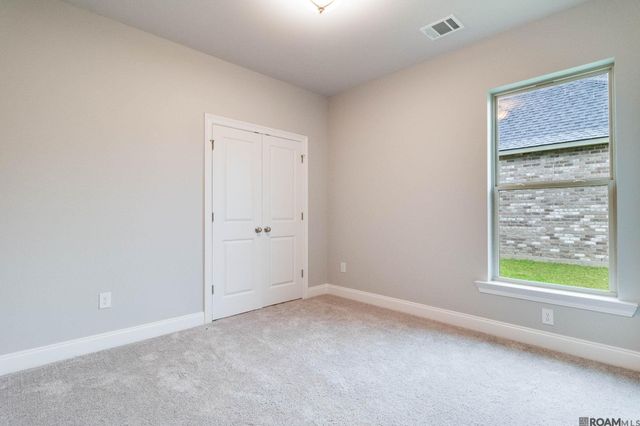 36268 Belle Parc Ave, Geismar, LA 70734