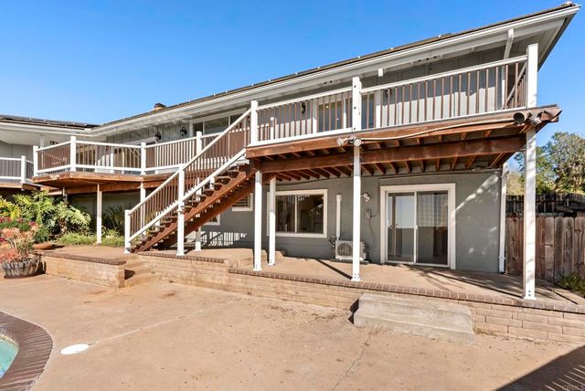 2018 Vista Grande Drive, Vista, CA 92084