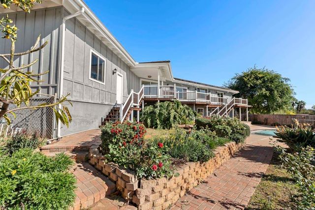 2018 Vista Grande Drive, Vista, CA 92084