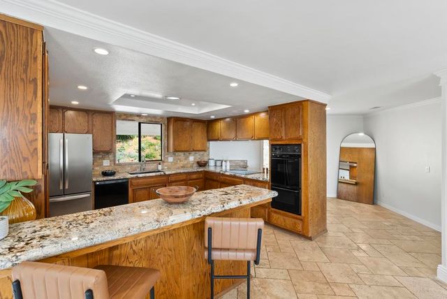 2018 Vista Grande Drive, Vista, CA 92084