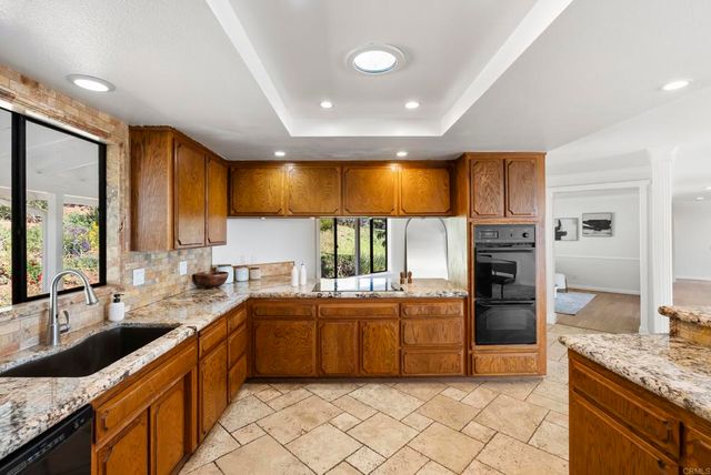 2018 Vista Grande Drive, Vista, CA 92084