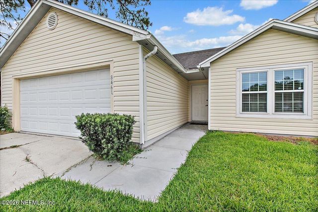 8461 IVEY Road, Jacksonville, FL 32216