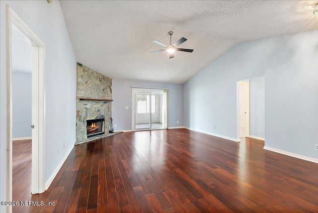 8461 IVEY Road, Jacksonville, FL 32216