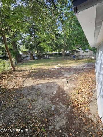 6759 BRANDEMERE Road S, Jacksonville, FL 32211