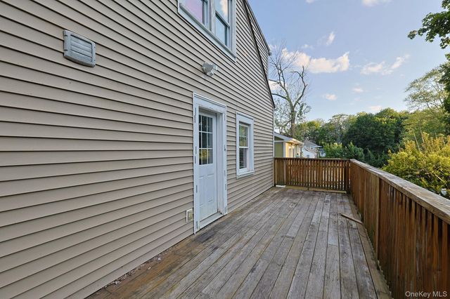 33 Fitchett Street, Poughkeepsie, NY 12601