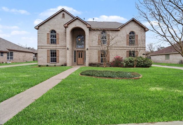 206 Clear Creek Mdws Drive, League City, TX 77573