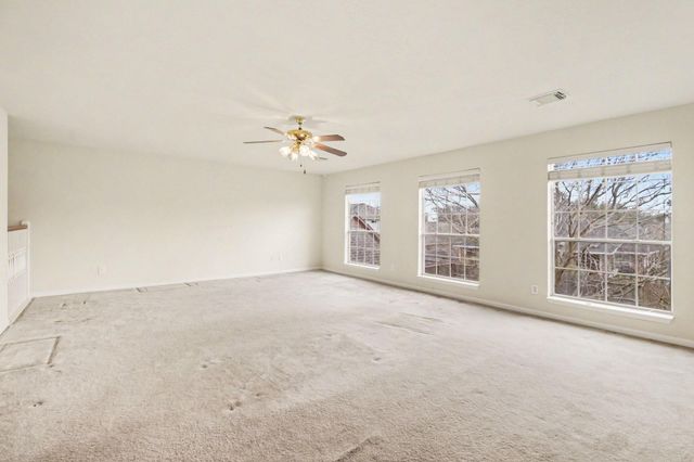 206 Clear Creek Mdws Drive, League City, TX 77573