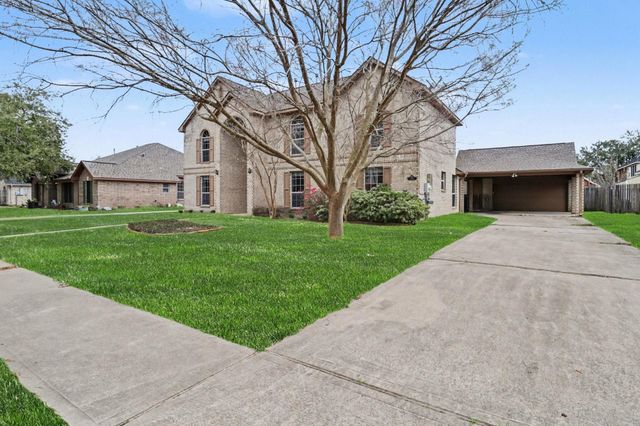 206 Clear Creek Mdws Drive, League City, TX 77573