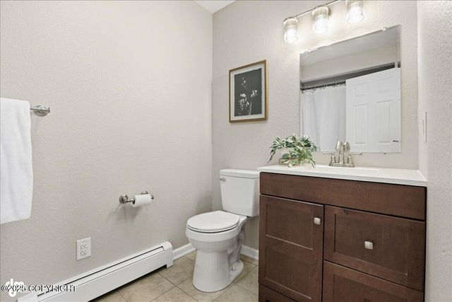 8024 E 3rd Avenue, Anchorage, AK 99504