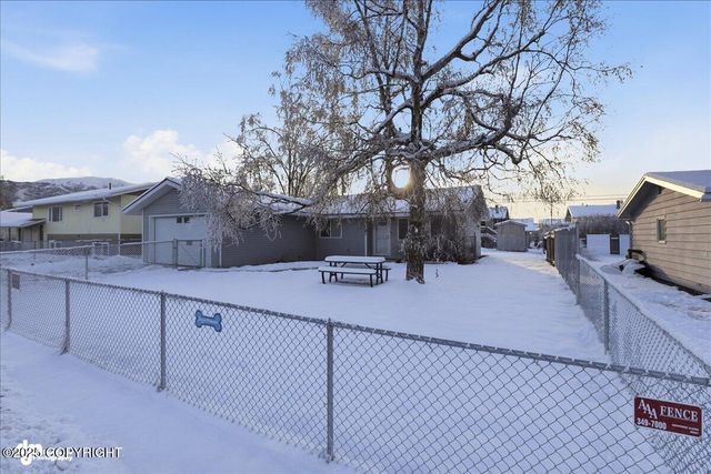 8024 E 3rd Avenue, Anchorage, AK 99504