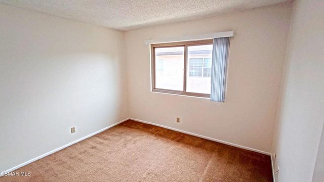 2026 Calle La Sombra 2, Simi Valley, CA 93063