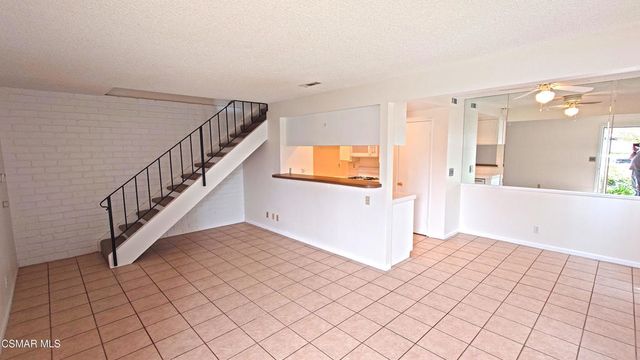 2026 Calle La Sombra 2, Simi Valley, CA 93063