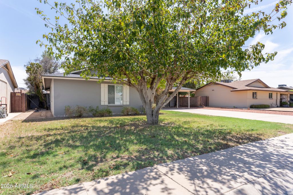 2243 E KAREN Drive, Phoenix, AZ 85022 — photo 2