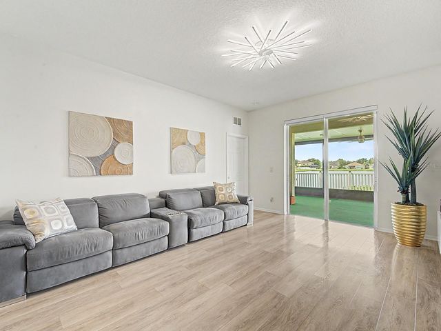 10905 ANCIENT FUTURES DRIVE, Tampa, FL 33647