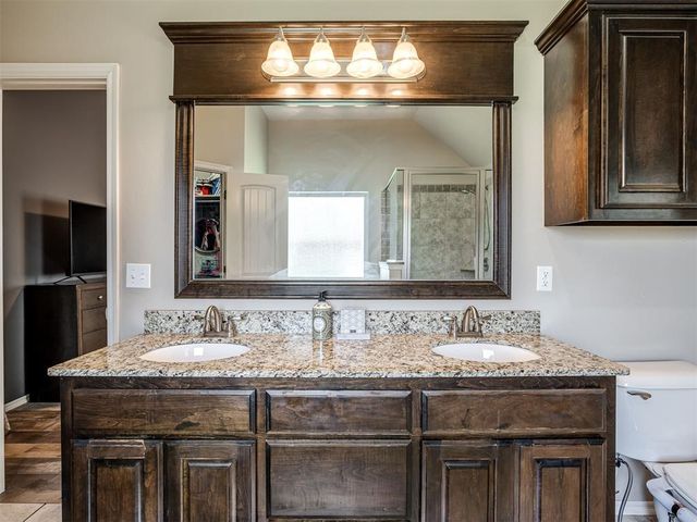 4913 SW 121st Place, Oklahoma City, OK 73173