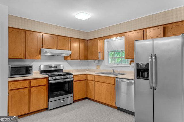 13107 Hermitage Road, Savannah, GA 31419