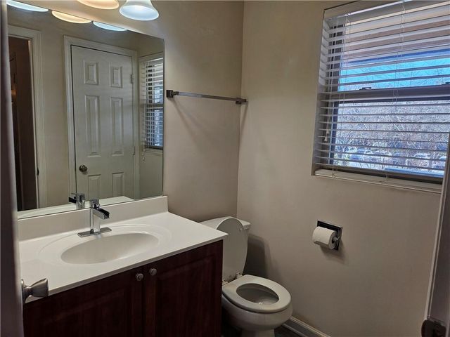 310 Brittany Court, Duluth, GA 30096