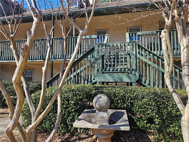 310 Brittany Court, Duluth, GA 30096