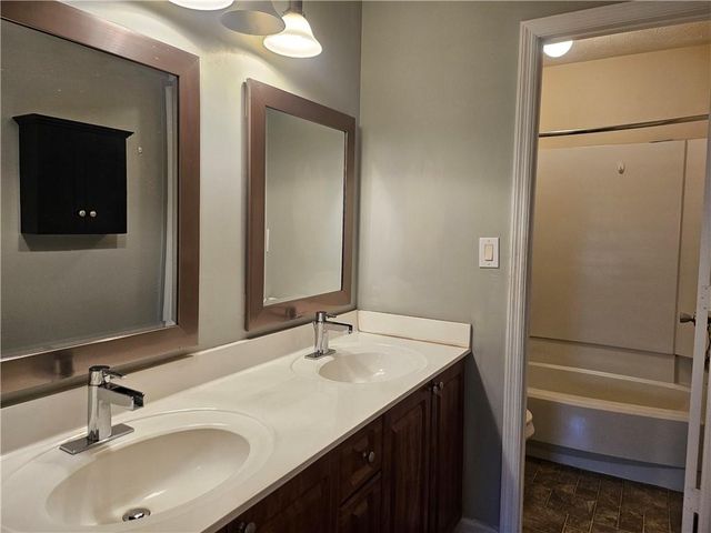 310 Brittany Court, Duluth, GA 30096