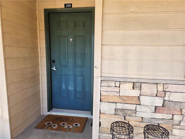 310 Brittany Court, Duluth, GA 30096