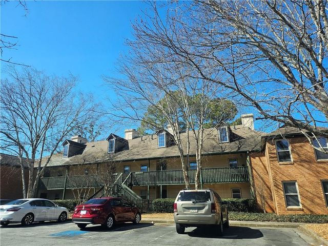 310 Brittany Court, Duluth, GA 30096