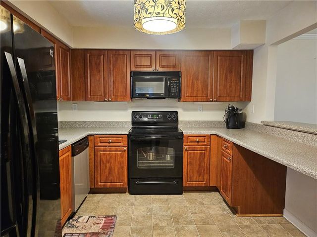 310 Brittany Court, Duluth, GA 30096