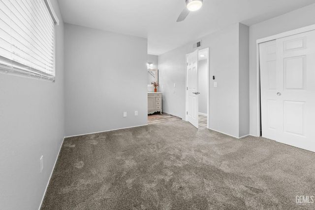 5016 Willow Tree Drive, Bakersfield, CA 93313