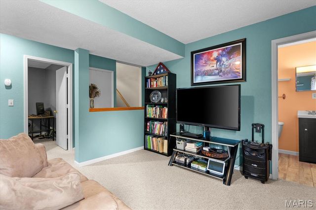 409 Chapel Drive, Collinsville, IL 62234