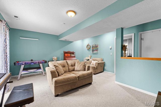 409 Chapel Drive, Collinsville, IL 62234