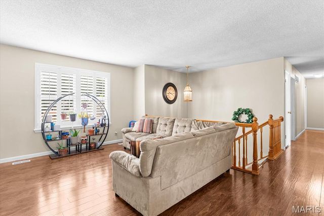 409 Chapel Drive, Collinsville, IL 62234