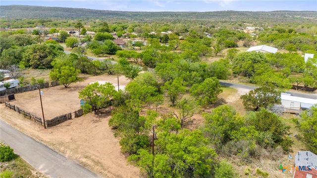 296 Seneca Drive, Burnet, TX 78611