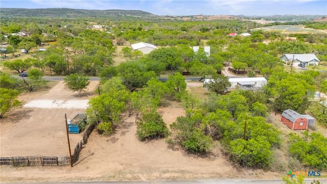 296 Seneca Drive, Burnet, TX 78611
