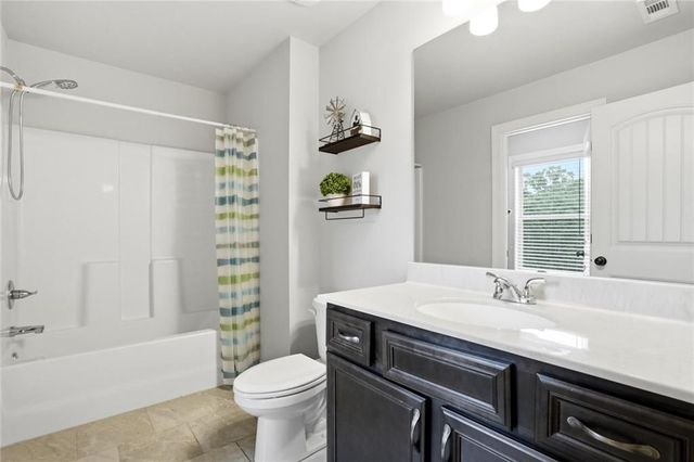 1801 Sycamore Drive, Loganville, GA 30052