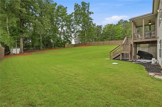 1801 Sycamore Drive, Loganville, GA 30052