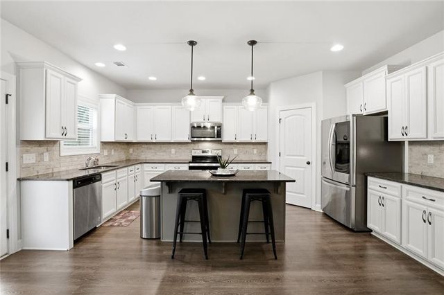 1801 Sycamore Drive, Loganville, GA 30052